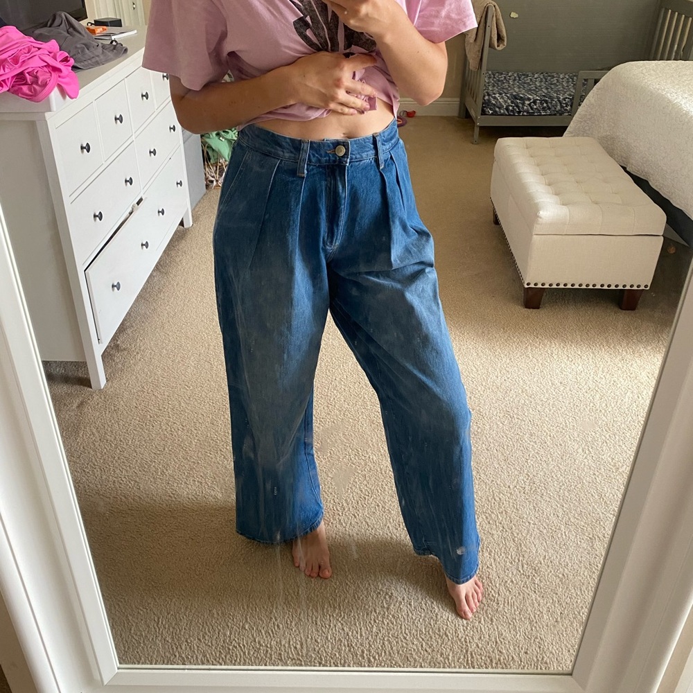 Alice + Olivia Kate jeans - Picture 9 of 10